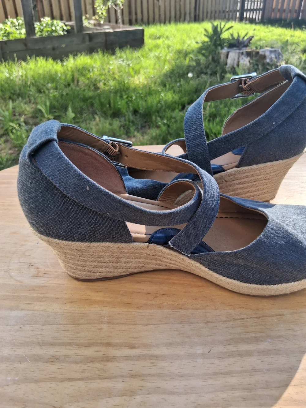 BOC Blue Canvas Espadrille Wedge Sandals Women’s Size 9 Comfort Shoes